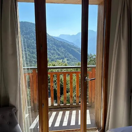 Chalet Galbert, *
